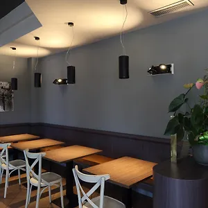 https://hotel-trattoria-contini.emilia-romagnahotels.net